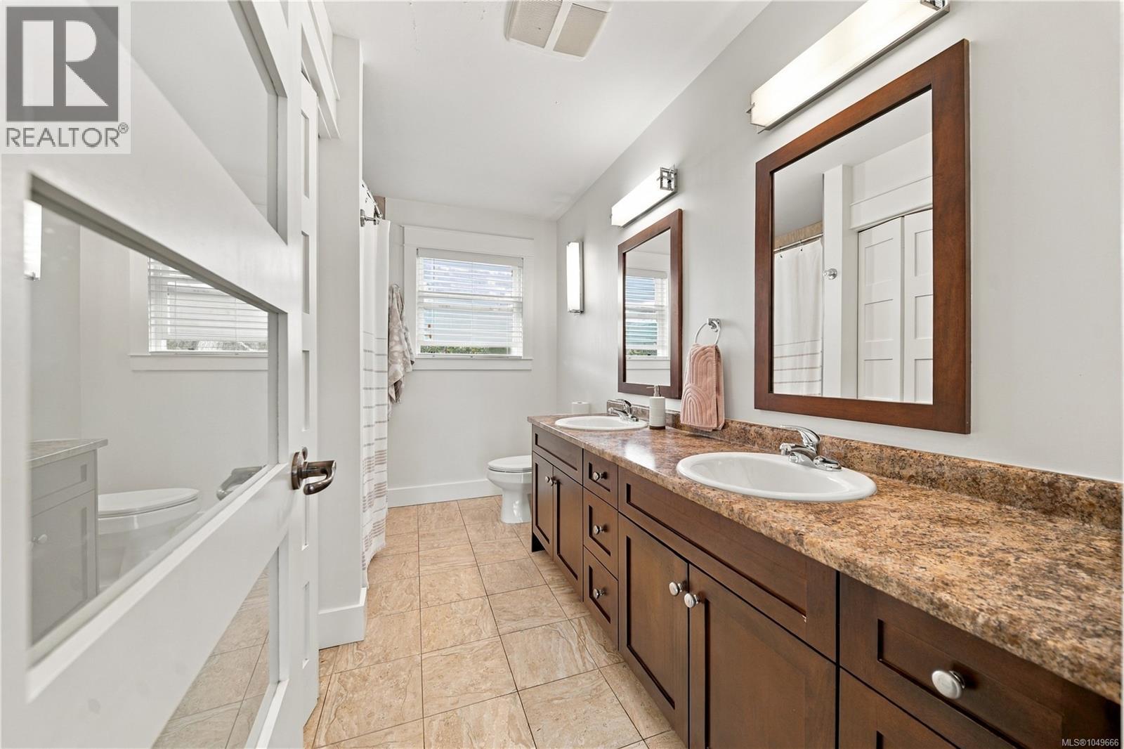 3146 Robin Hood Dr - Image 19