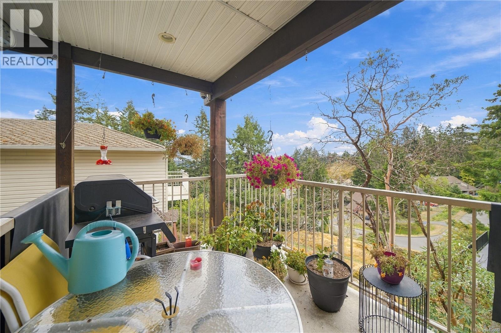 3146 Robin Hood Dr - Image 52