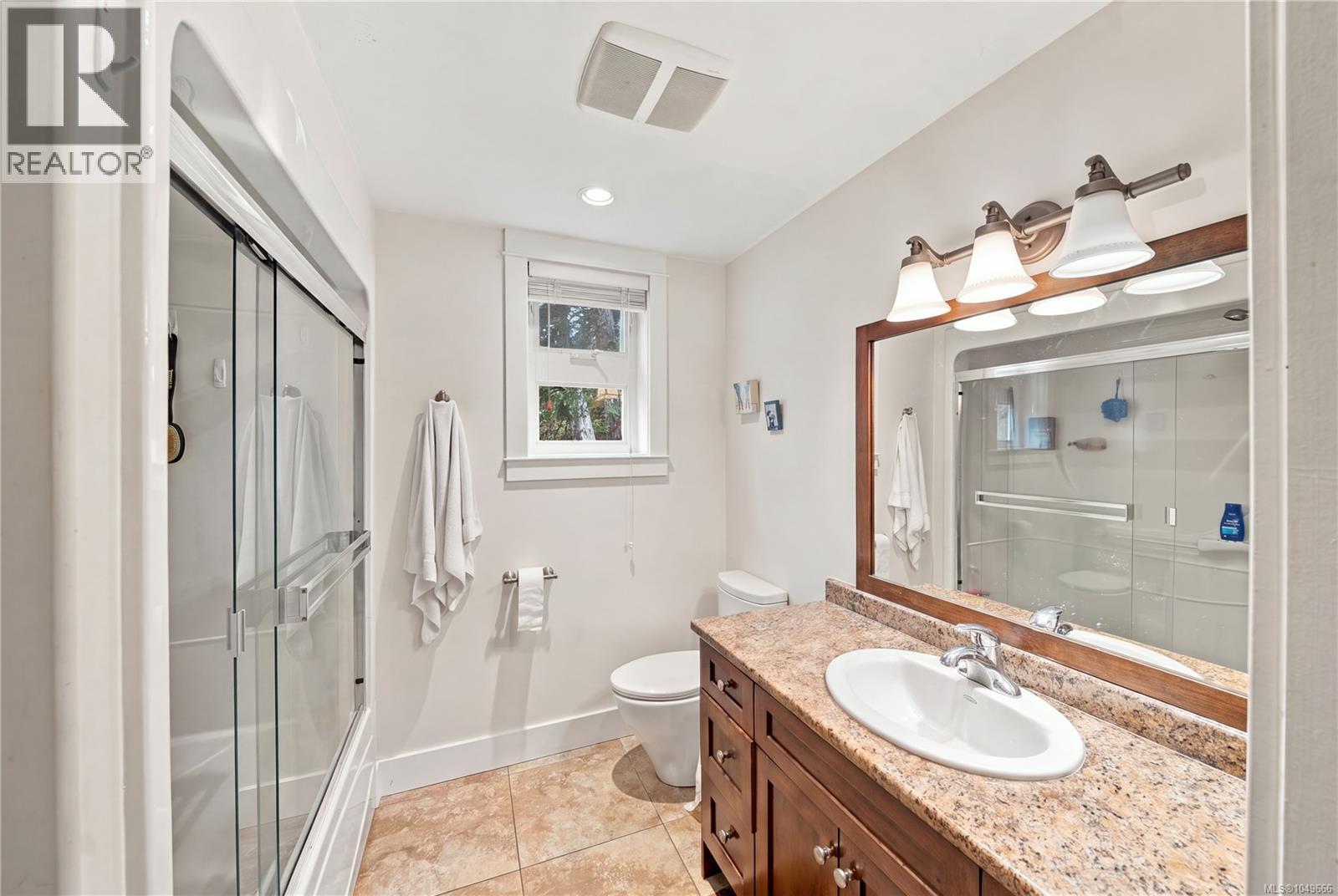 3146 Robin Hood Dr - Image 43