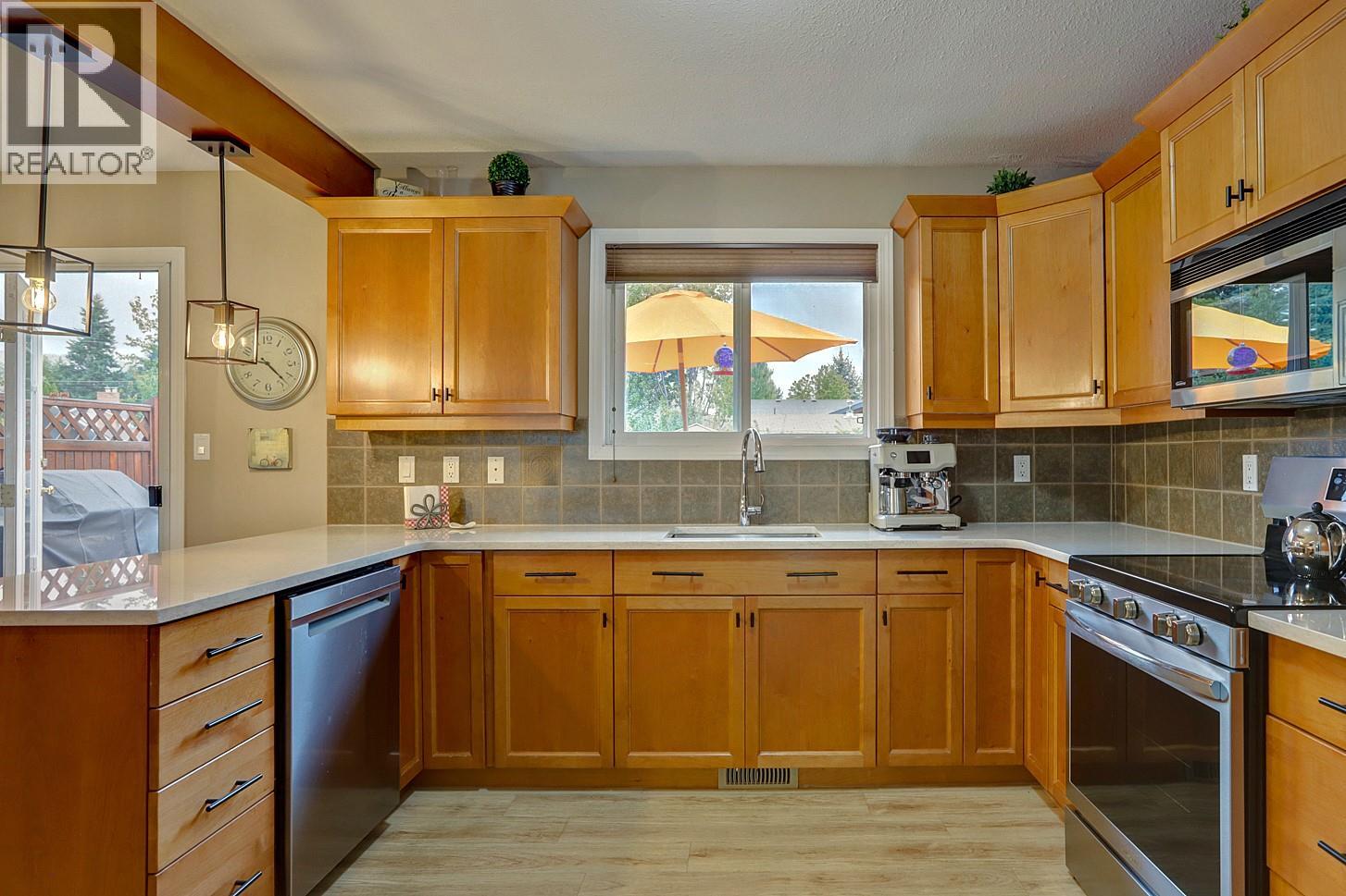 9633 Bessette Road - Image 8
