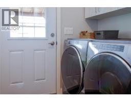 978 Lundell Road Unit# 16, Revelstoke, BC V0E2S0 Photo 13