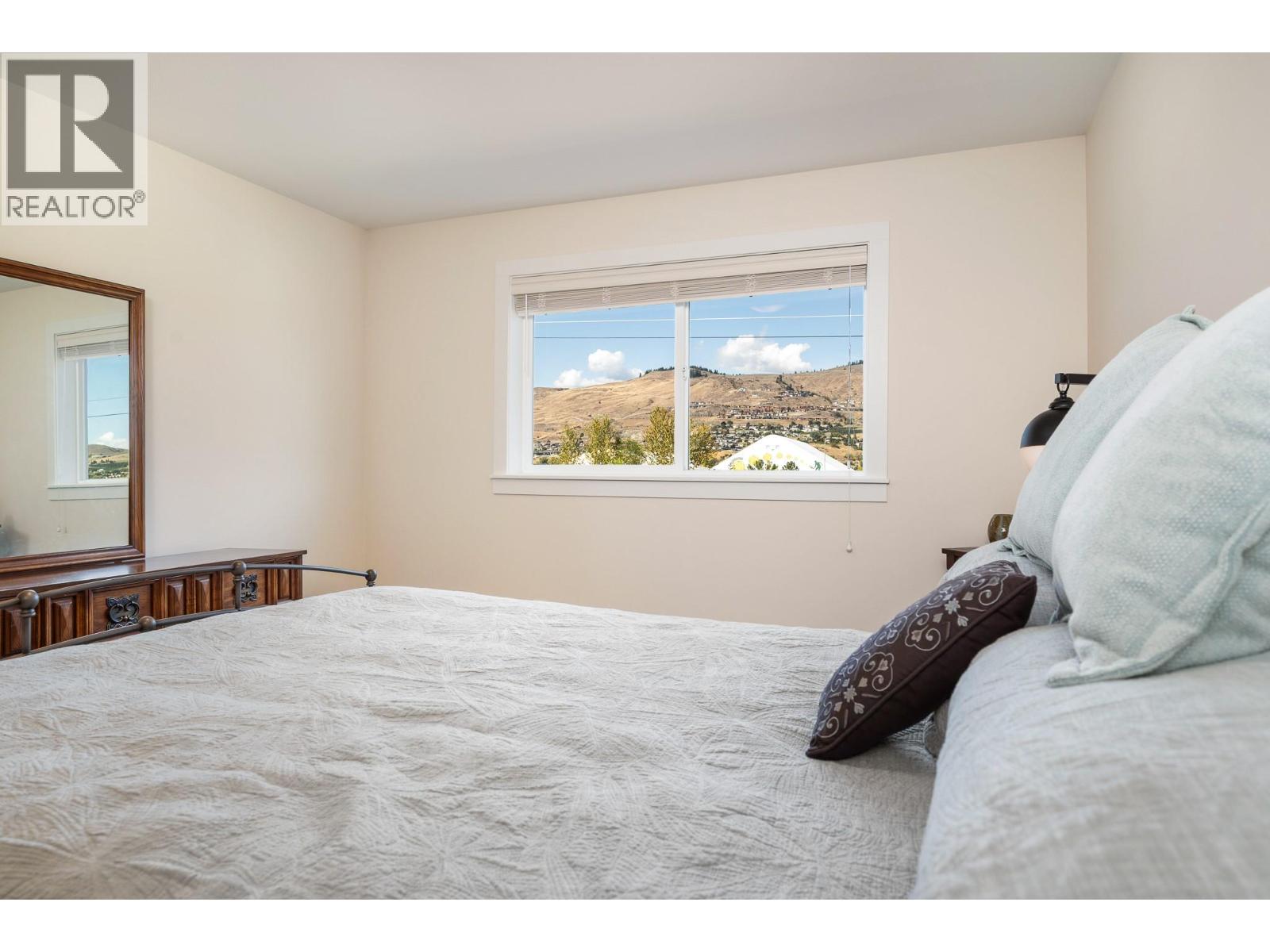 #38 6600 Okanagan Avenue - 21