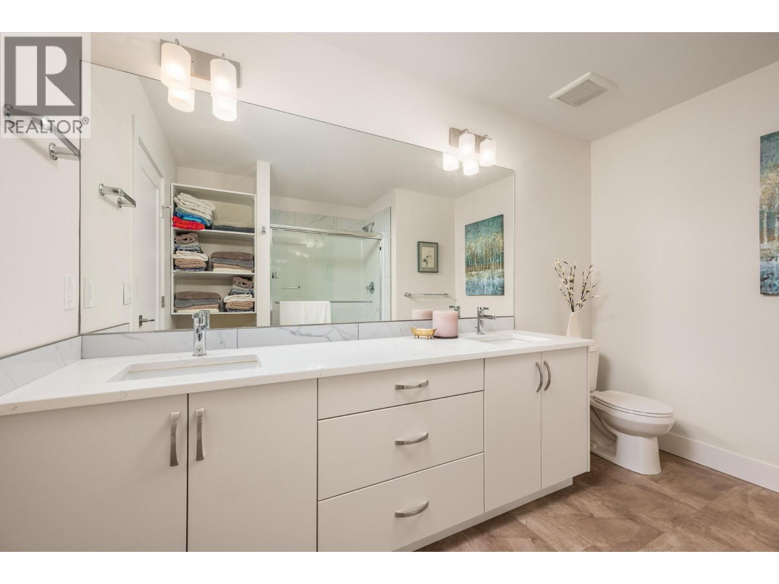 #38 6600 Okanagan Avenue - 23