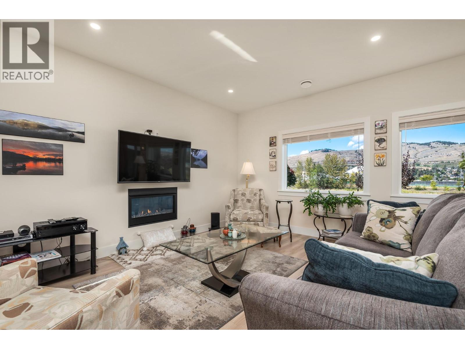 #38 6600 Okanagan Avenue - 7