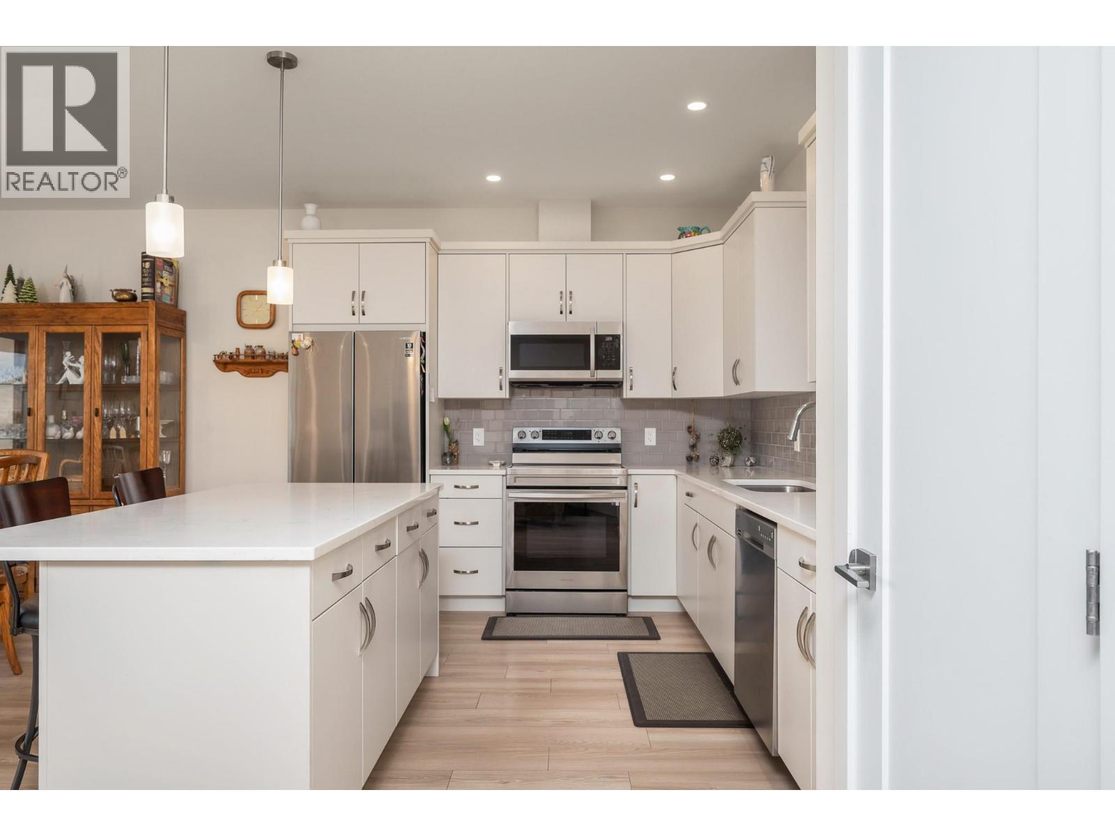 #38 6600 Okanagan Avenue - Image 9
