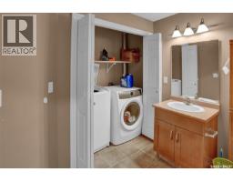 2 3101 Tregarva Road E, Regina, SK S4V0K5 Photo 33