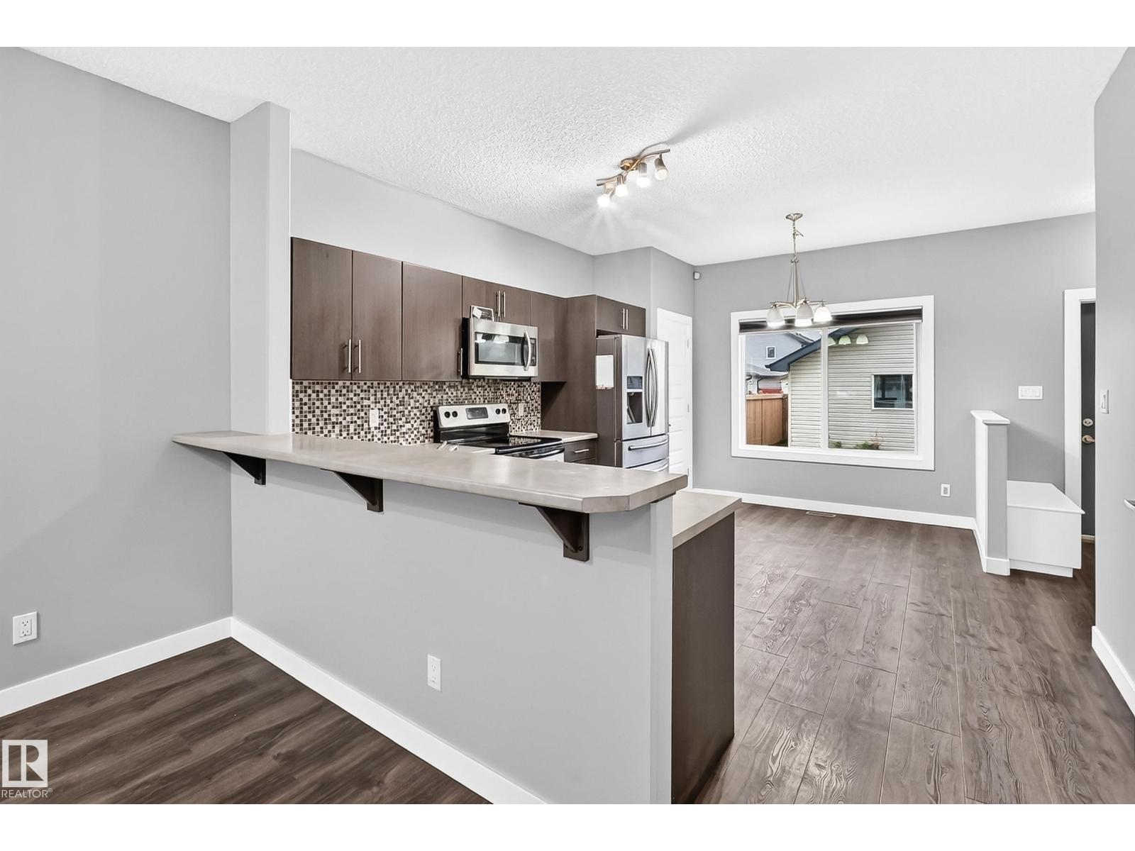 1470 33 ST NW - 4