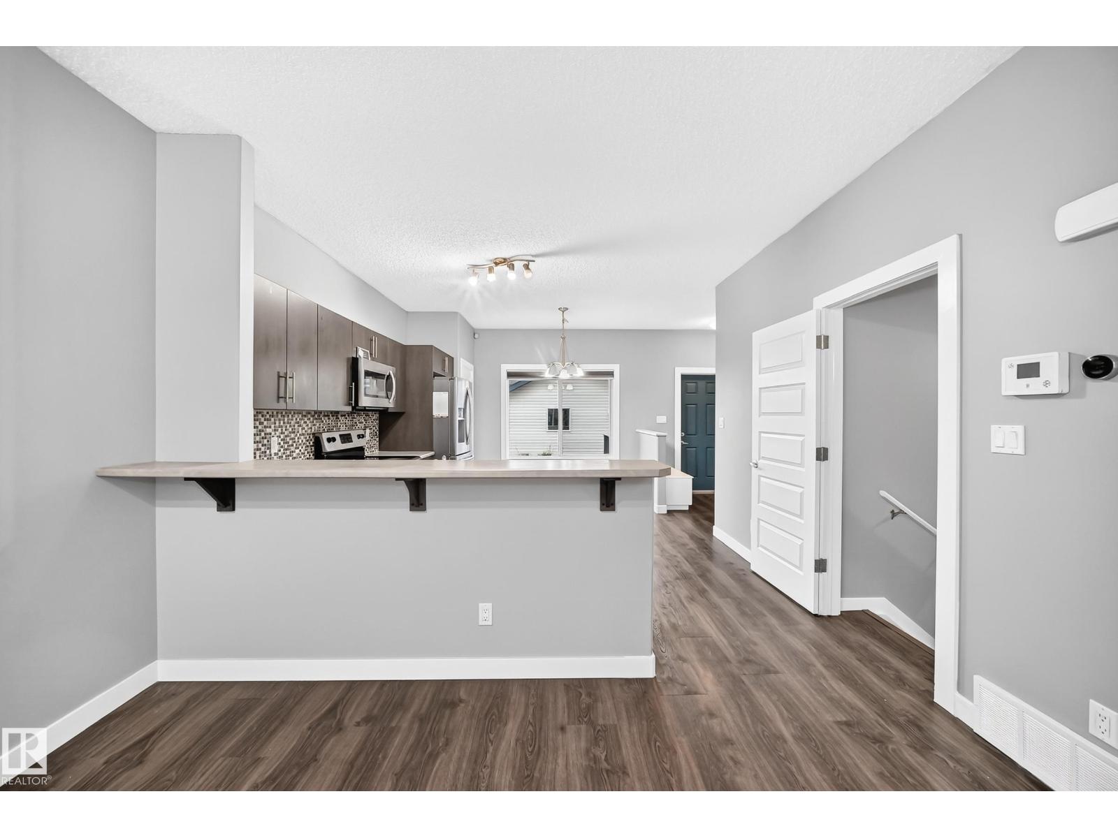 1470 33 ST NW - 12