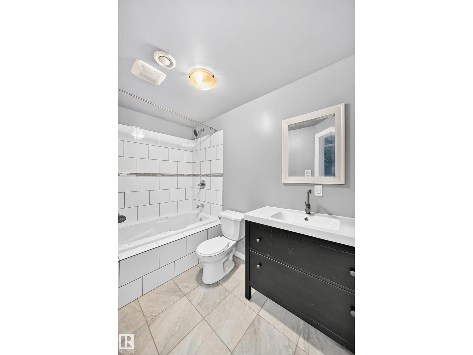 1470 33 ST NW - 39