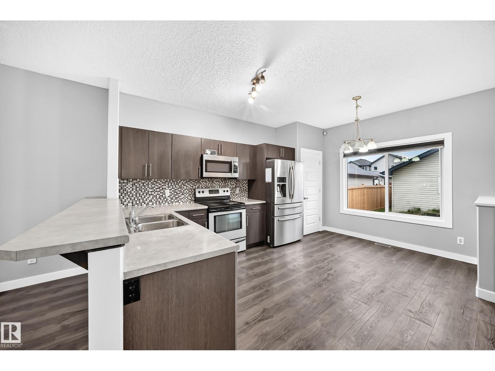 1470 33 ST NW - 5