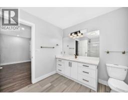884 East Chestermere Drive, Chestermere, AB T1X1A7 Photo 34