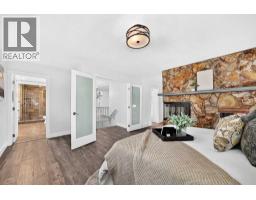 3pc Bathroom - 884 East Chestermere Drive, Chestermere, AB T1X1A7 Photo 19