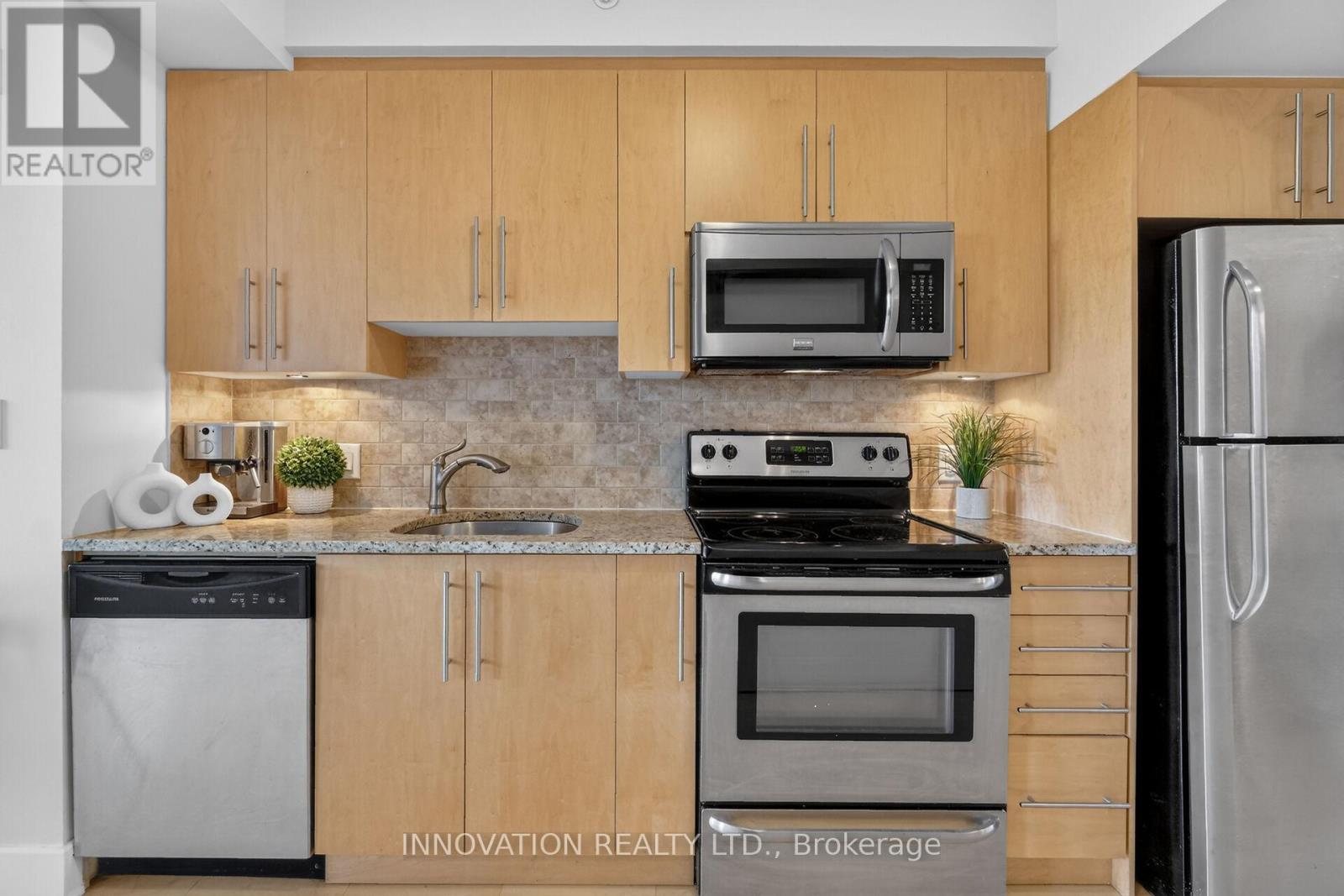 307 – 390 BOOTH STREET, Ottawa. Luxury613. By Peter Sagos - Image 31
