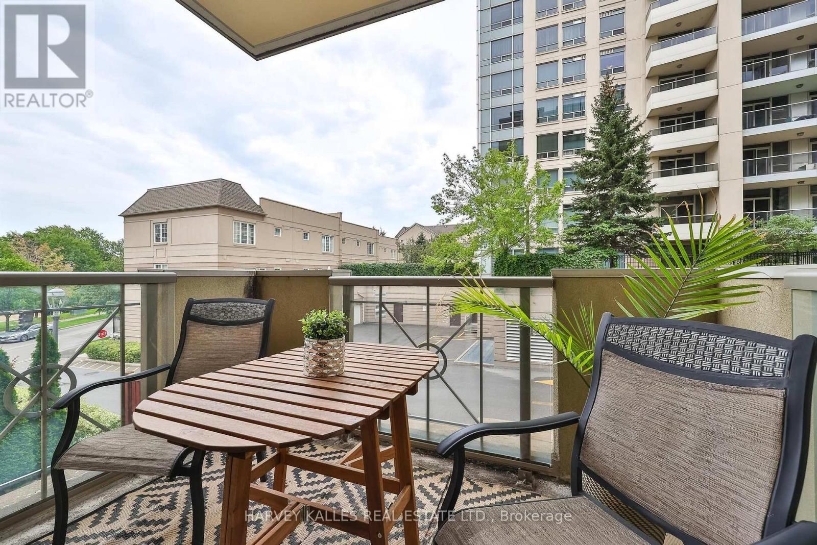 #212 12 REAN DRIVE - Image 13