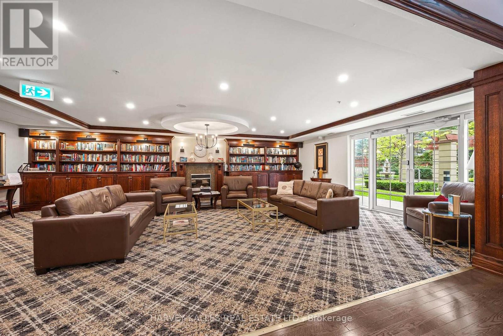 #212 12 REAN DRIVE - 7