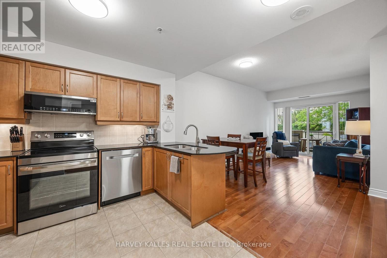 #212 12 REAN DRIVE - 8