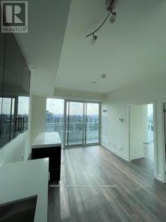 #2006 180 FAIRVIEW MALL DRIVE - Image 8