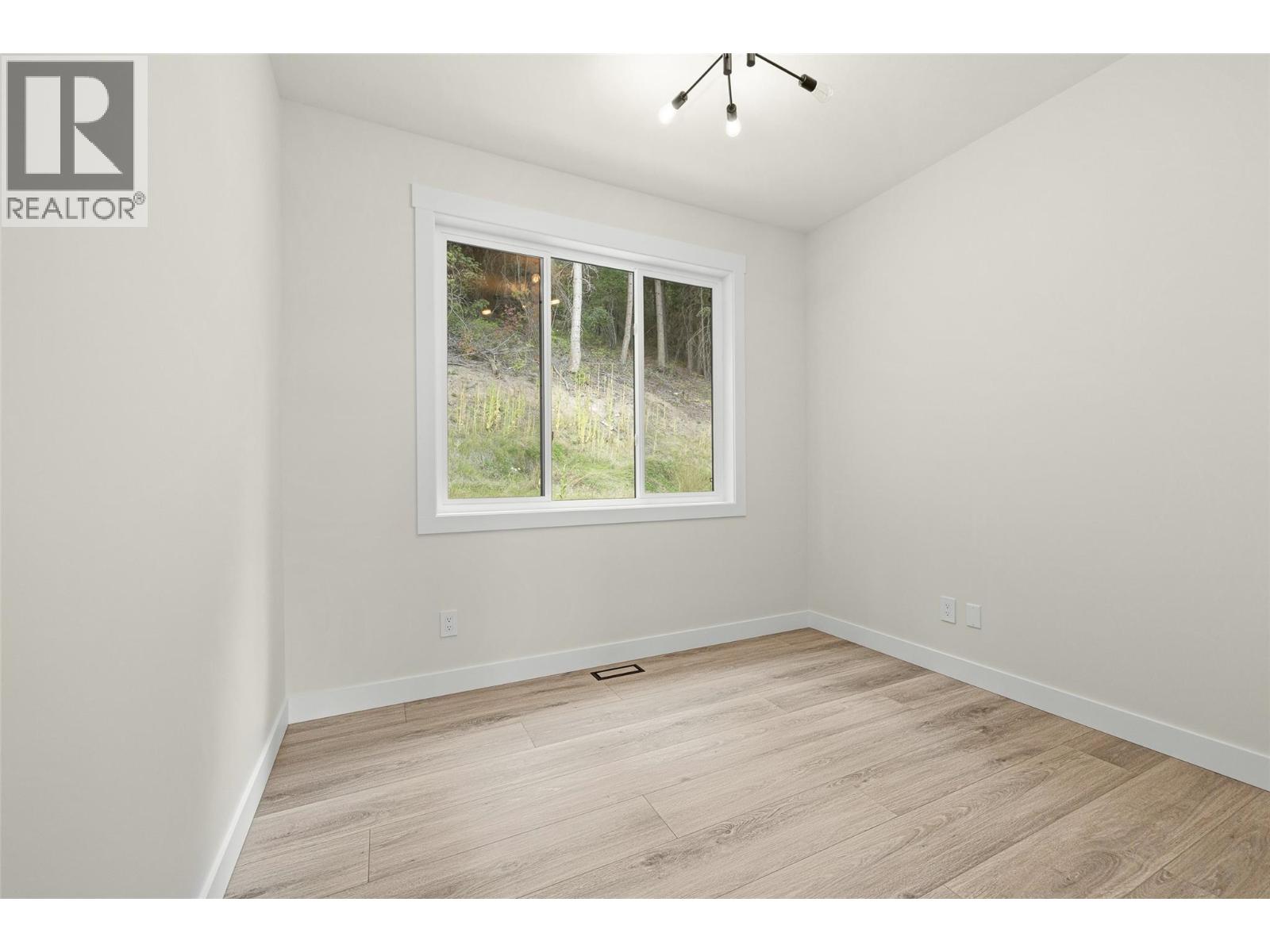 7863 Boulter Road - Image 31