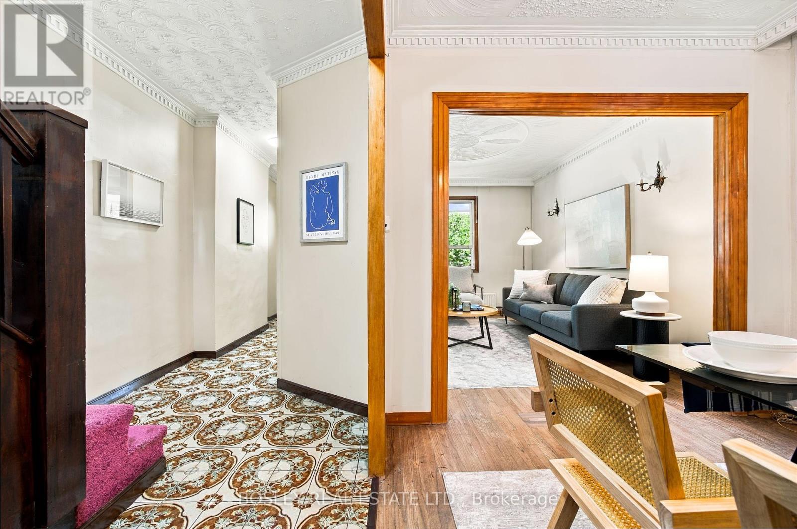 59 KINGS PARK BOULEVARD - 13