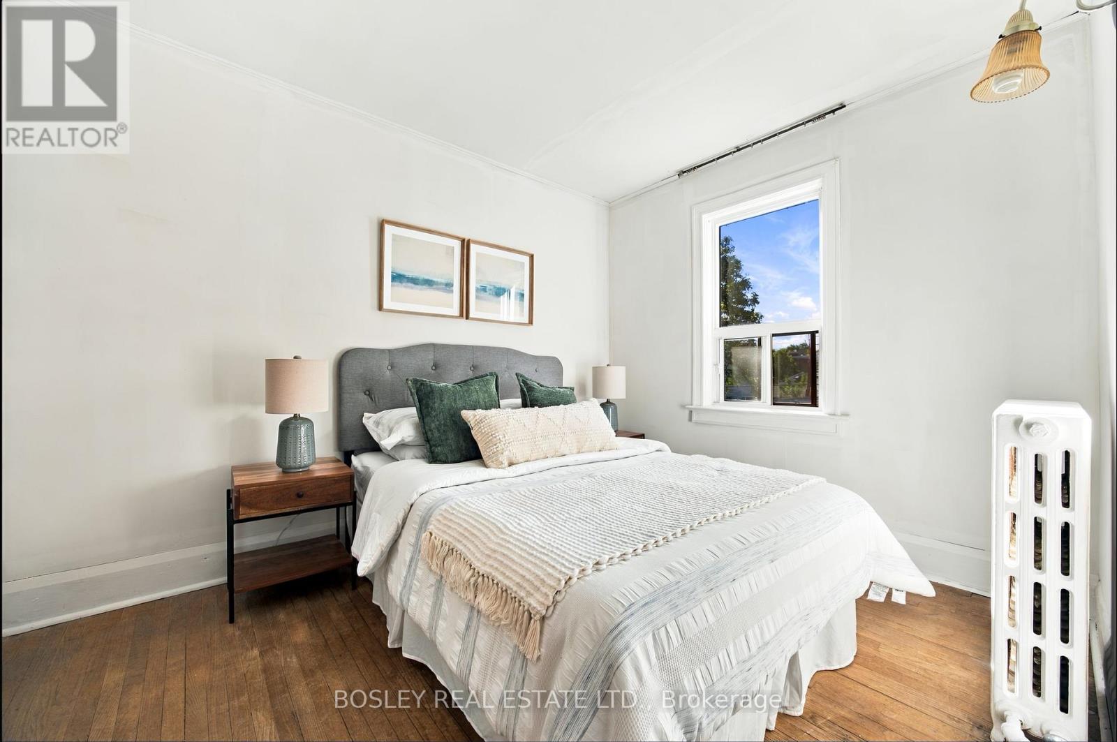 59 KINGS PARK BOULEVARD - 27