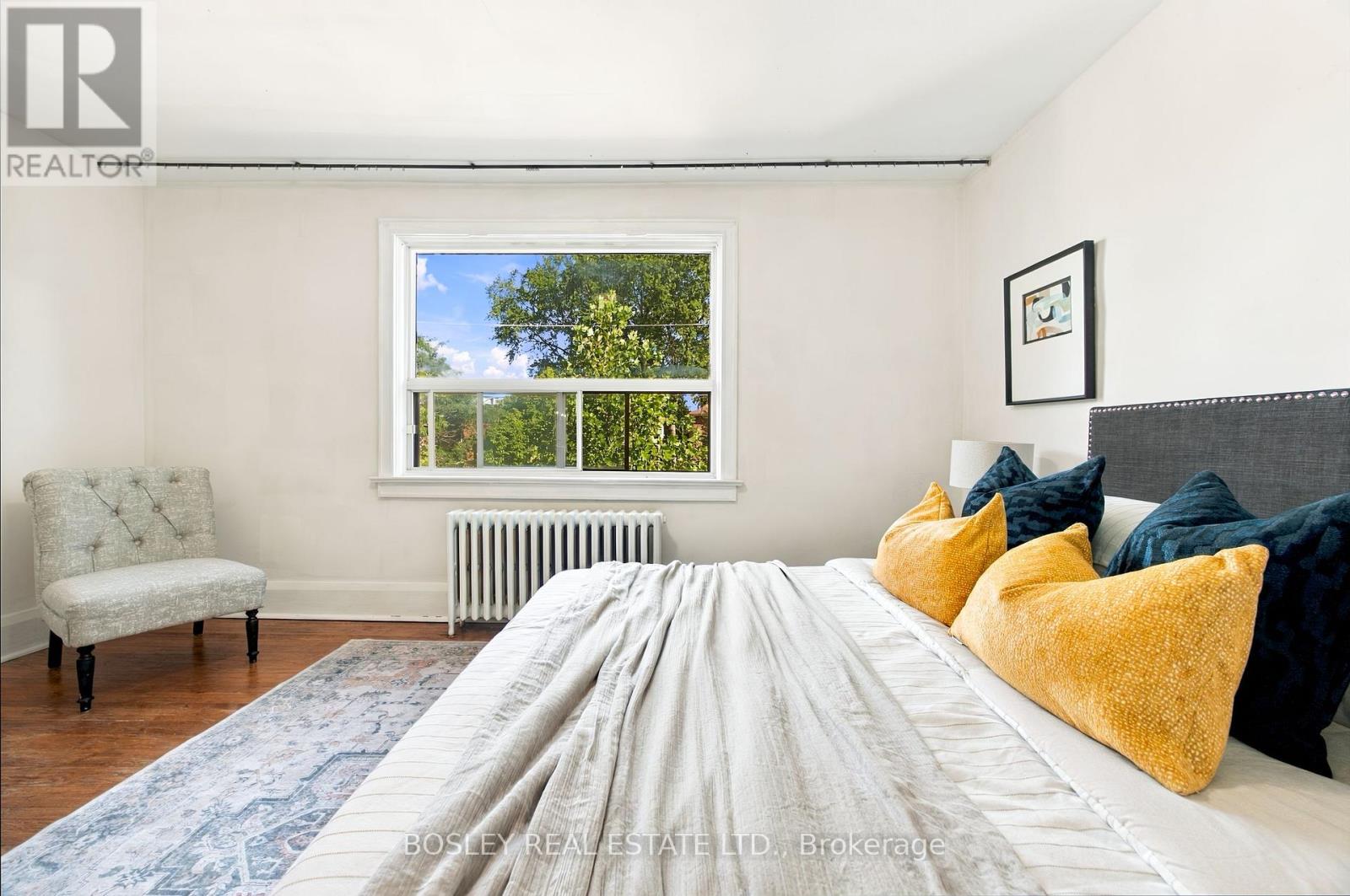 59 KINGS PARK BOULEVARD - 36