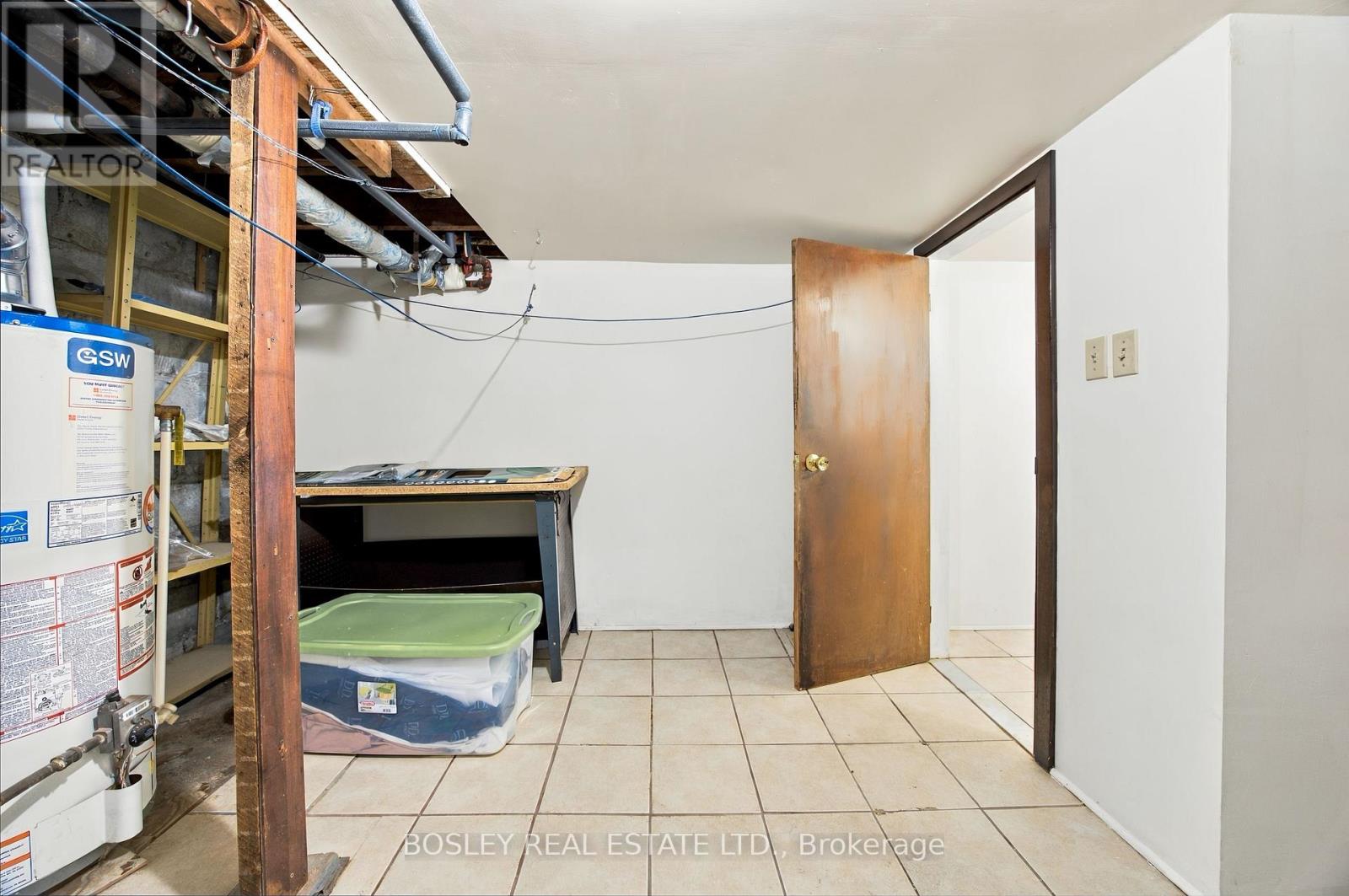 59 KINGS PARK BOULEVARD - 44