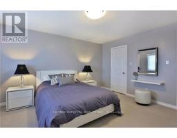 344 Riverstone Drive, Oakville, ON L6H7M3 Photo 14