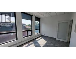 204a - 845 St Clair Avenue W, Toronto, ON M6C1C2 Photo 13