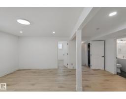 11914 124 St Nw, Edmonton, AB T5L0M5 Photo 37