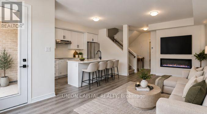 118 - 10 BIRMINGHAM DRIVE — photo 3