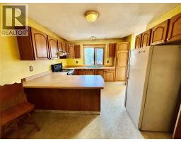 3332 Lakeview Heights Drive, Sorrento, BC V0E2W1 Photo 19