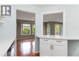 104 3263 Alder St, Victoria, BC V8X1P3 Photo 16