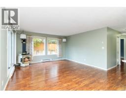 Entrance - 104 3263 Alder St, Victoria, BC V8X1P3 Photo 9