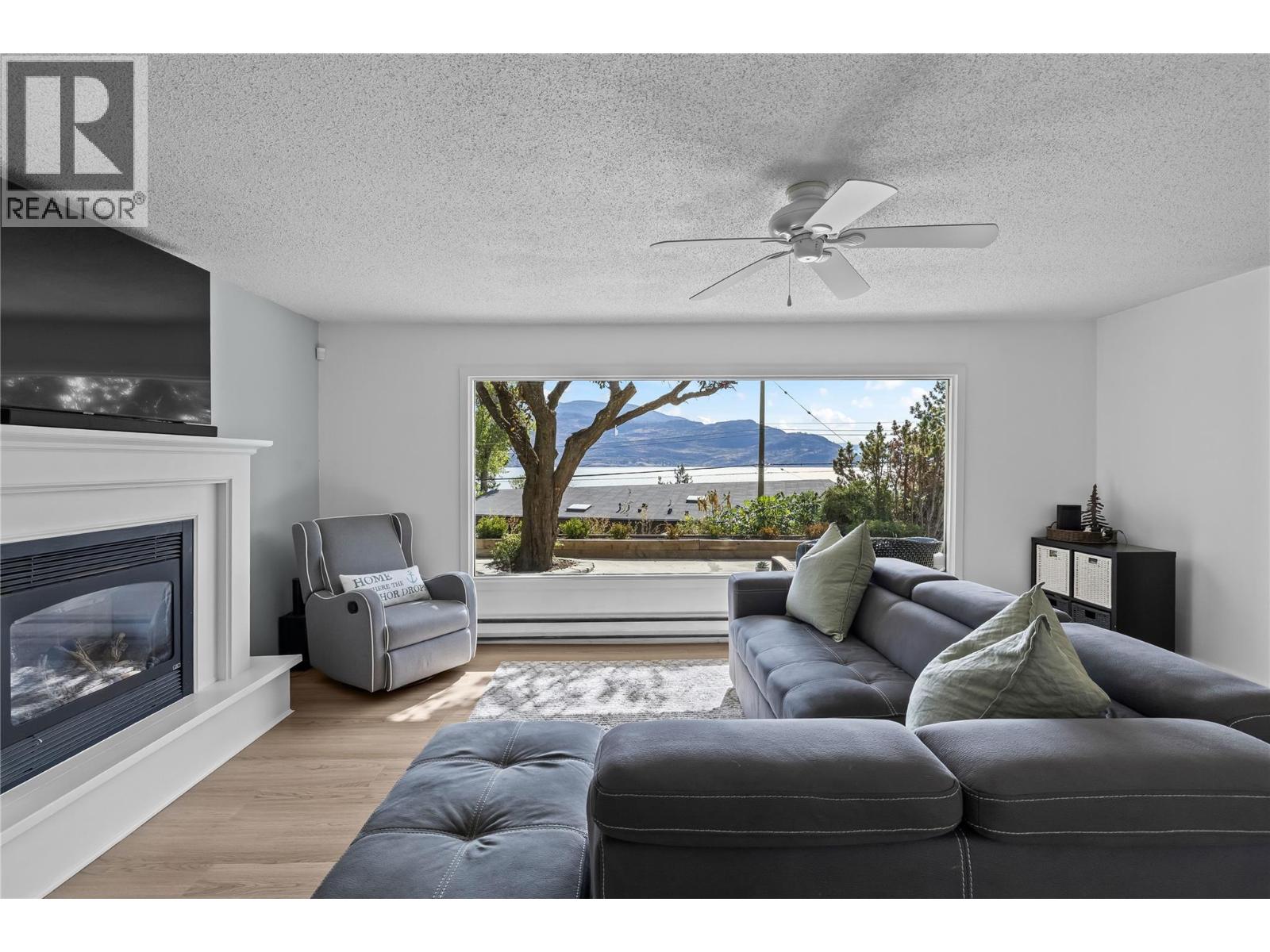 6312 Renfrew Road - 16