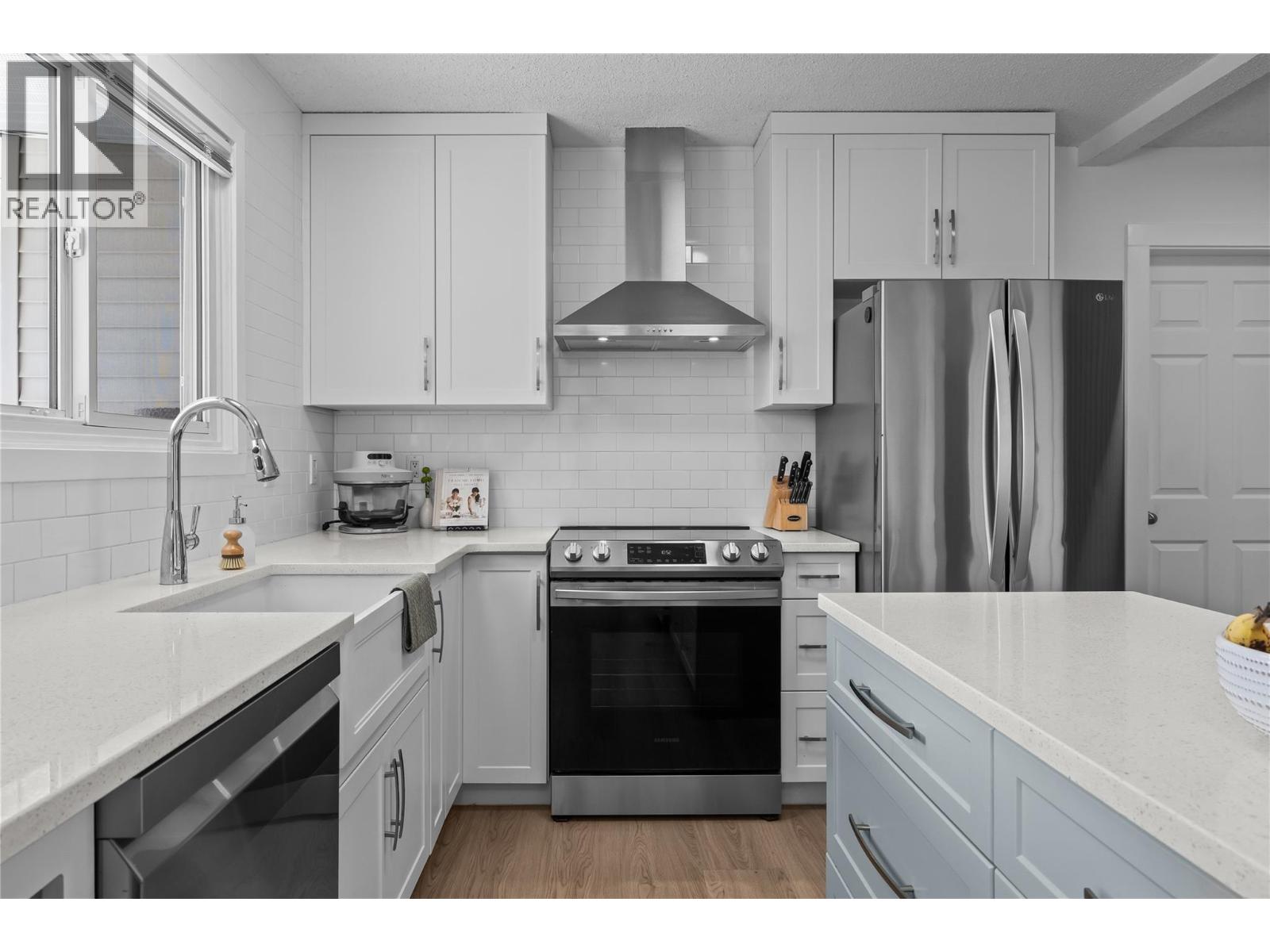 6312 Renfrew Road - 9