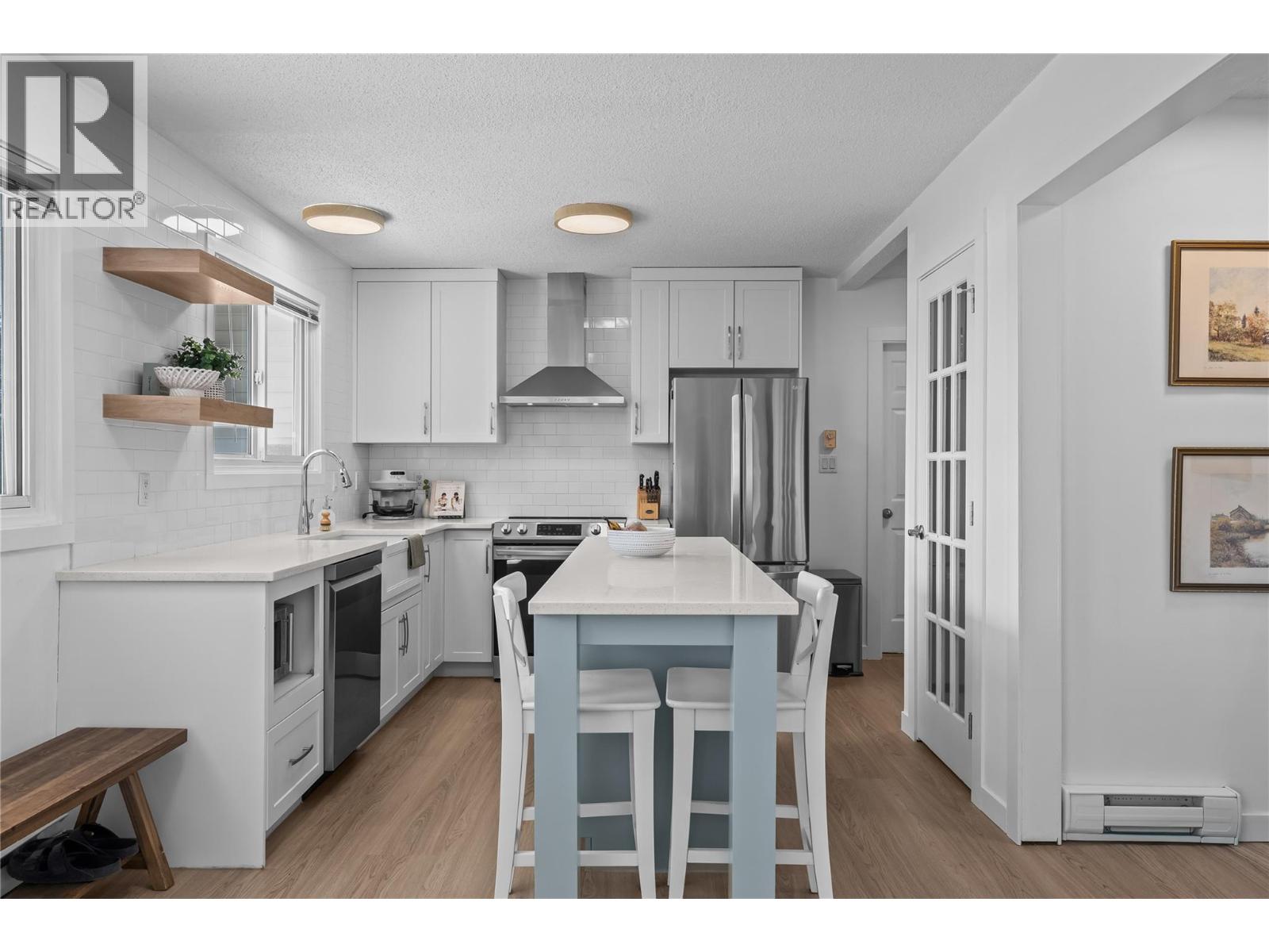 6312 Renfrew Road - 8