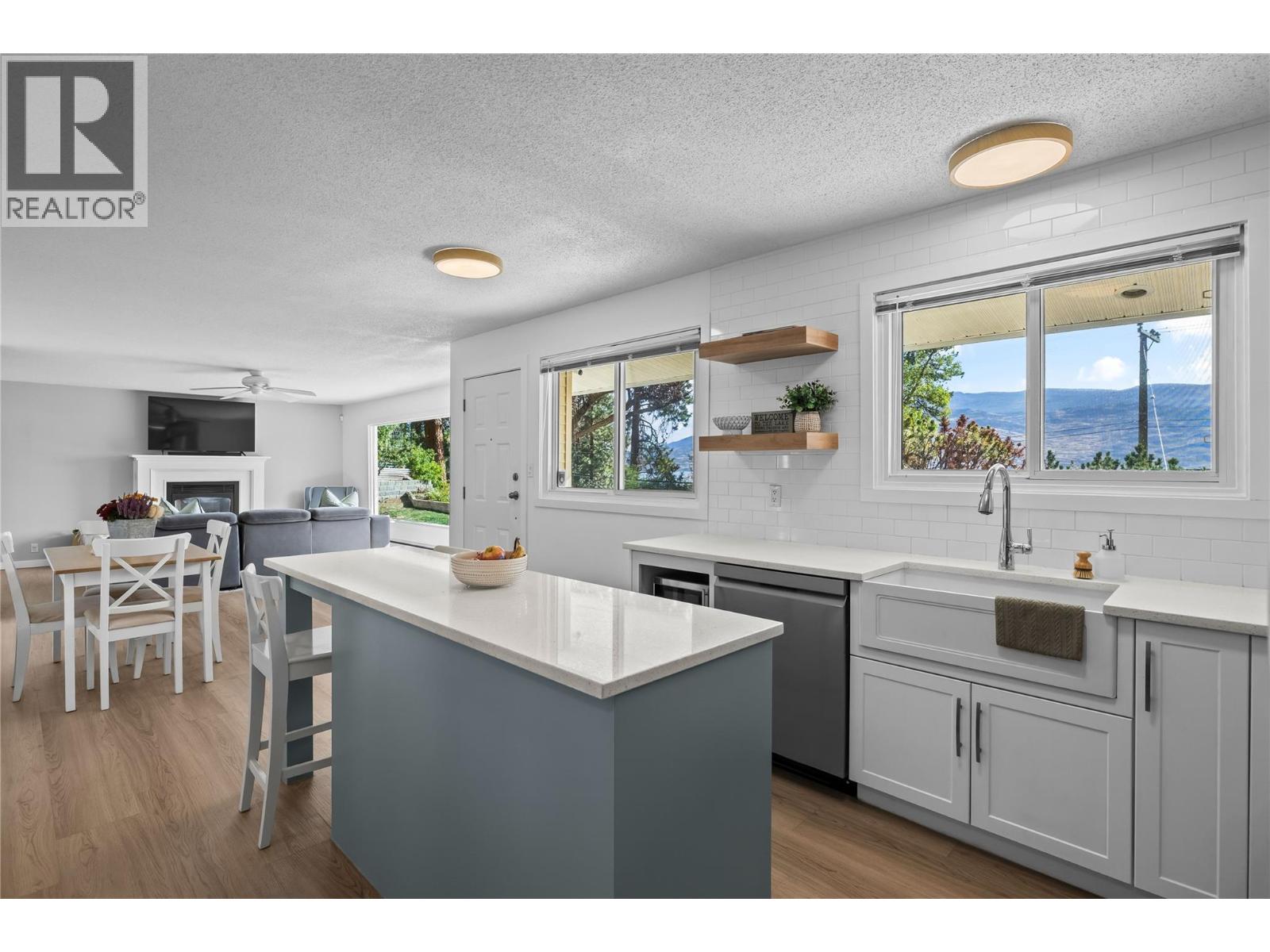 6312 Renfrew Road - 11