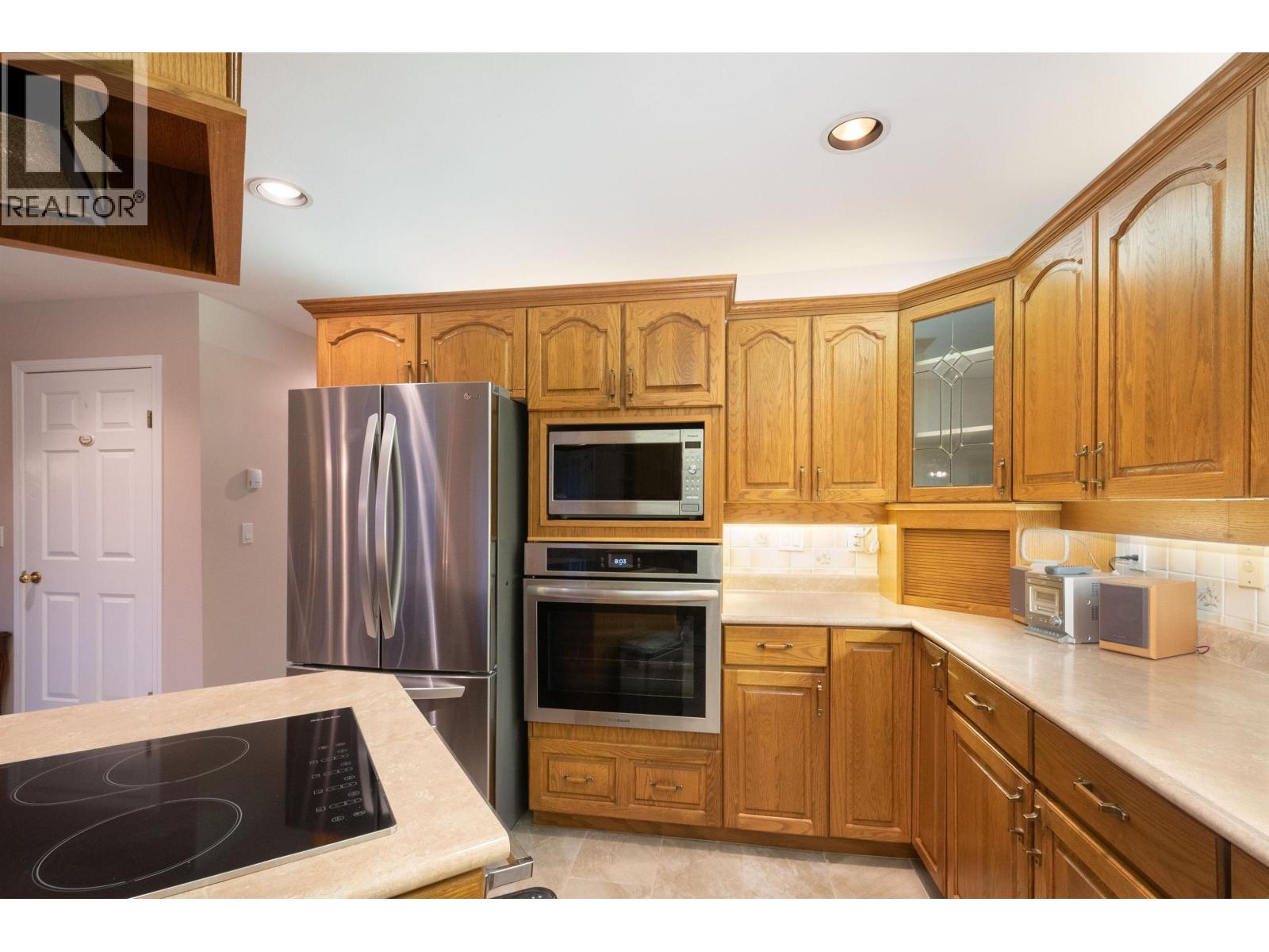 6440 ROSEBERY AVENUE, West Vancouver