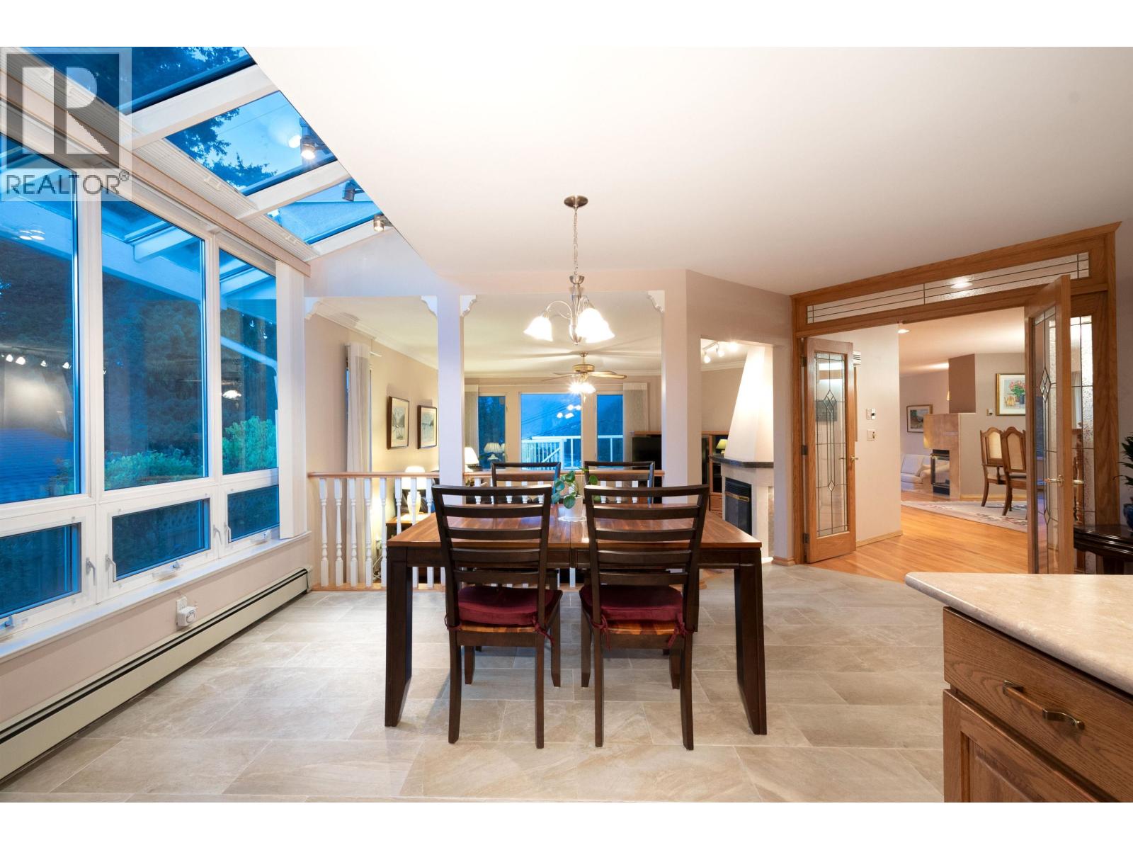 6440 ROSEBERY AVENUE, West Vancouver