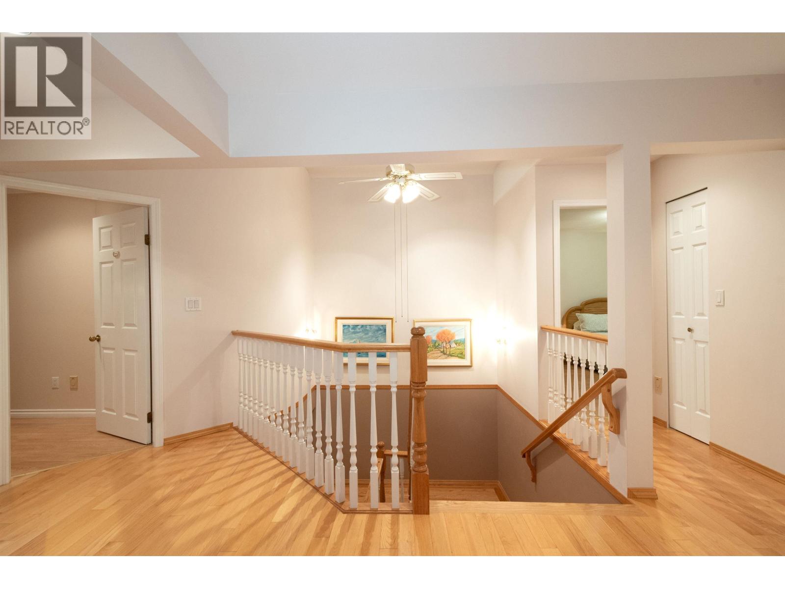 6440 ROSEBERY AVENUE, West Vancouver