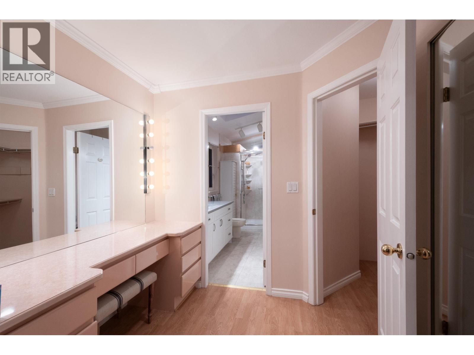 6440 ROSEBERY AVENUE, West Vancouver