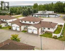 Living room of 102 7180 ST LAWRENCE AVENUE · Prince George, BC