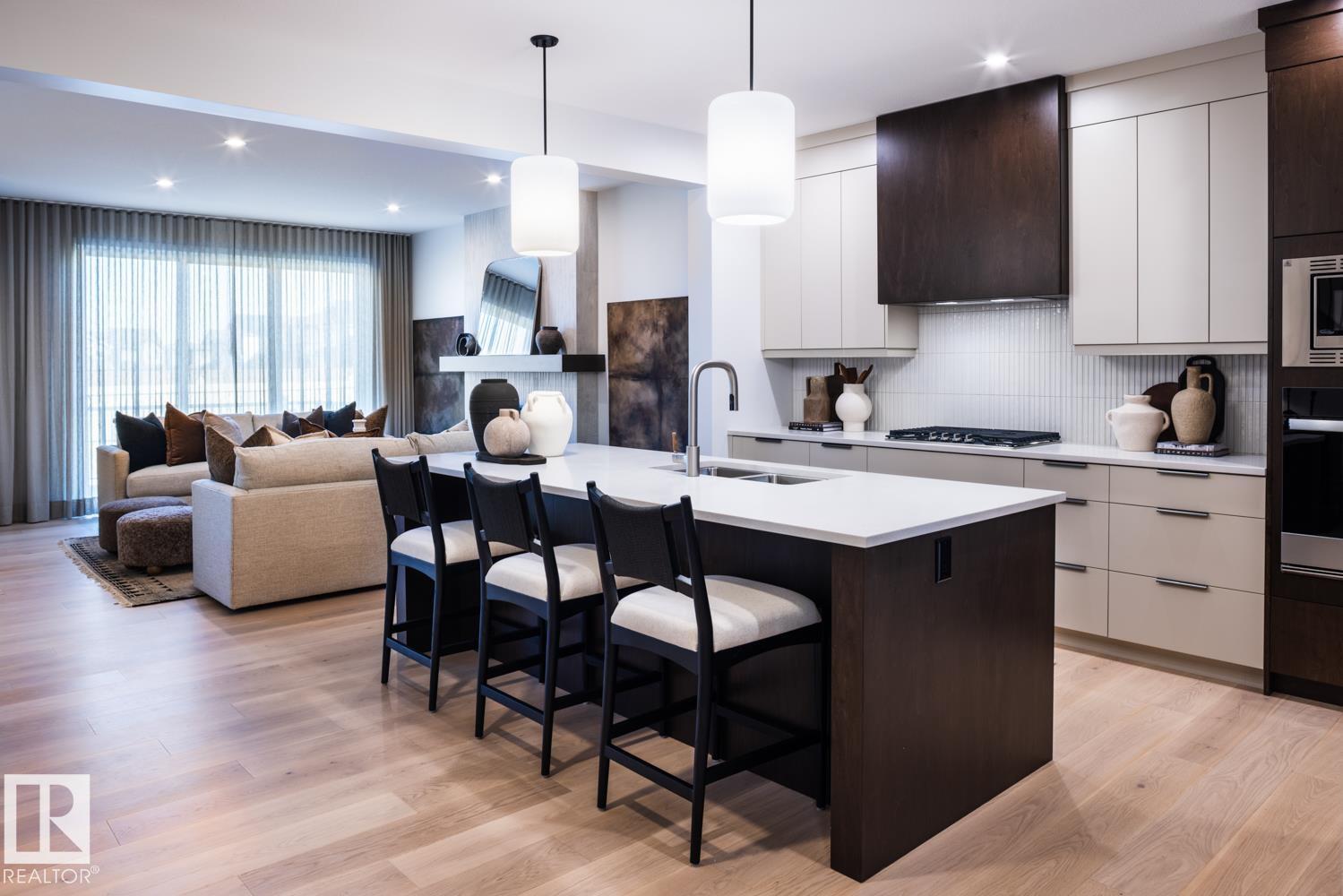 3416 126 ST SW, Edmonton, Alberta, T6W5Z8