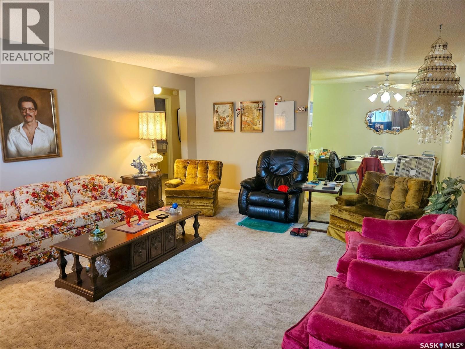 7 320 13th AVENUE NE, Swift Current — photo 3