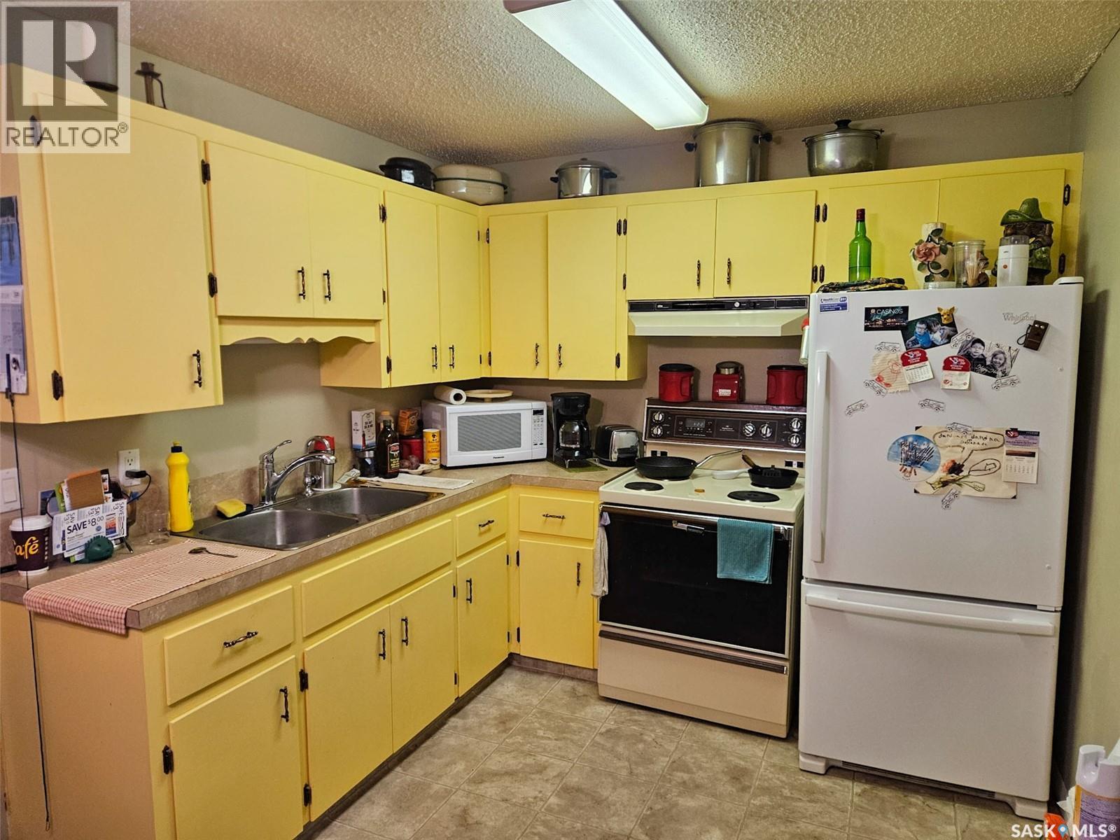 7 320 13th AVENUE NE, Swift Current — photo 4