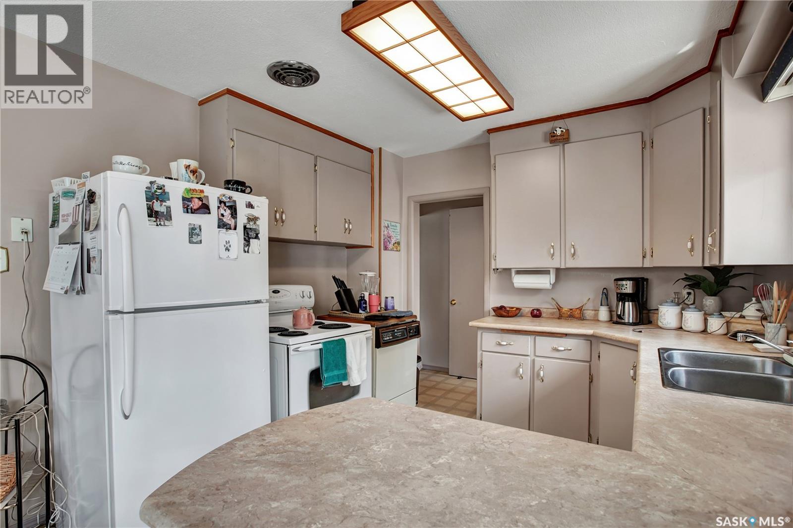 314 U AVENUE N - 8