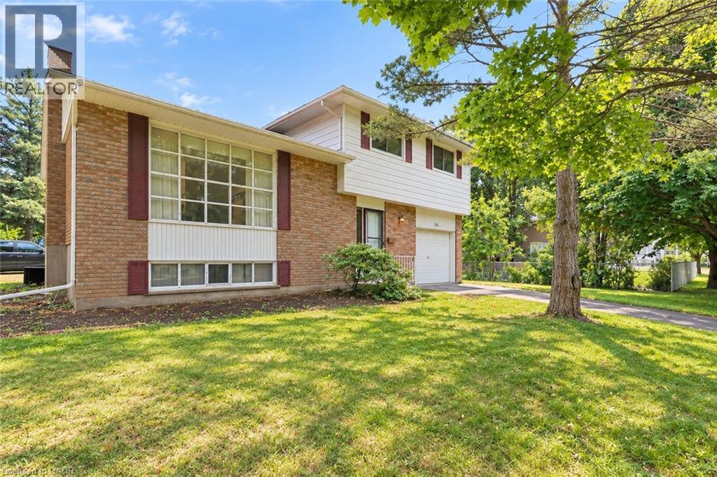 395 MOSSOM Place, Waterloo — photo 1