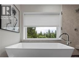 Bedroom - 2620 Ross Rd, Nanoose Bay, BC V9P9A6 Photo 16