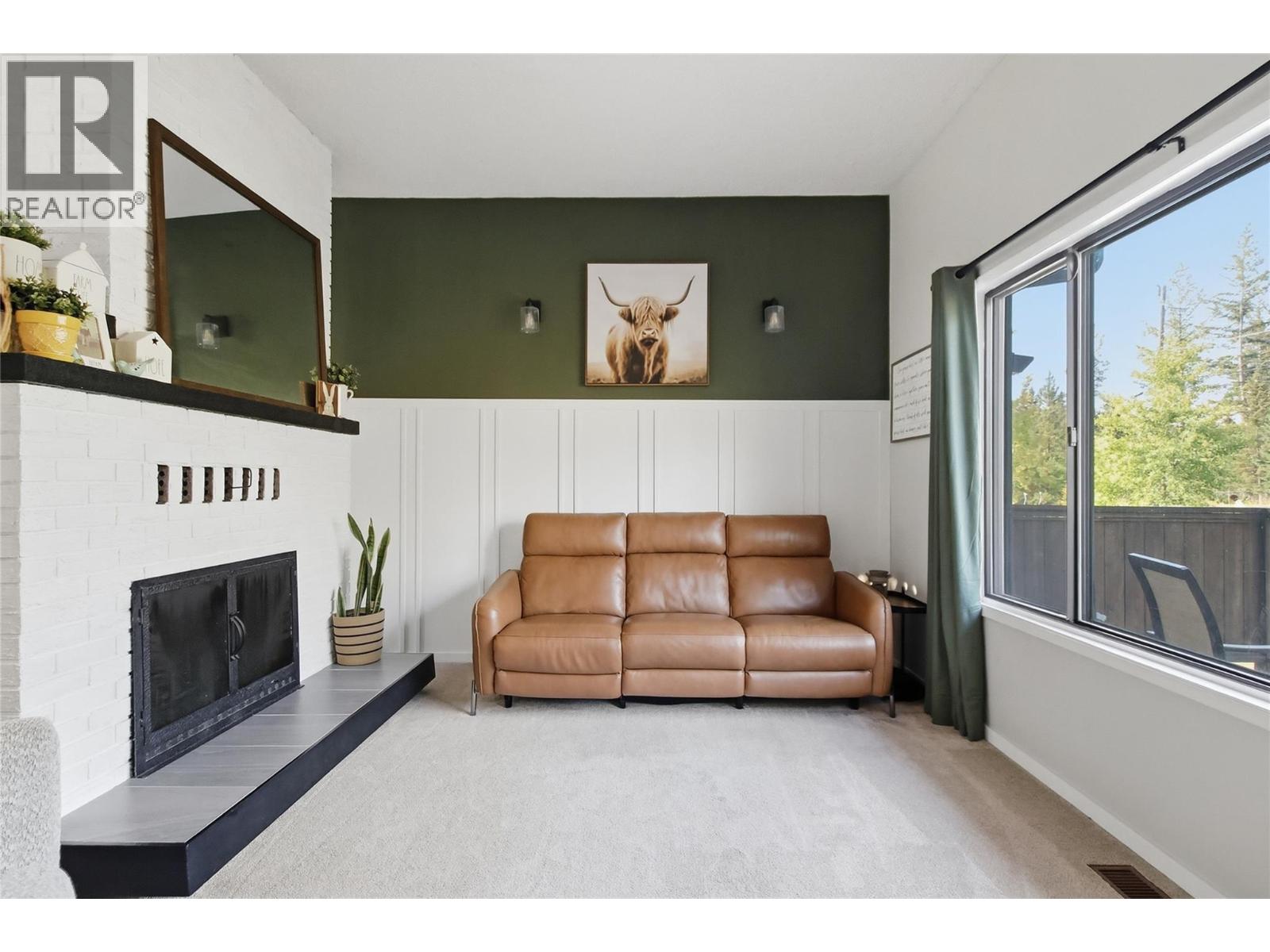 222 GOWAN Drive - 5
