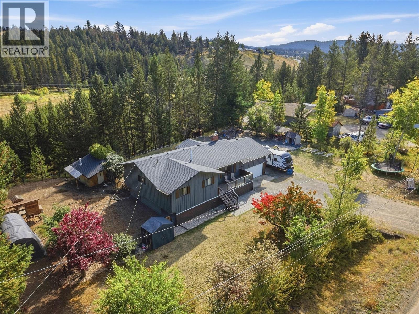 222 GOWAN Drive - 64